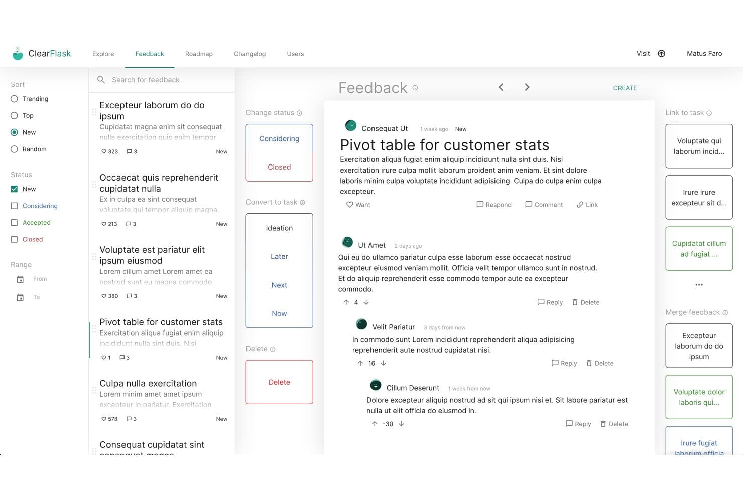Panel opinii ClearFlask przedstawiający prośbę o funkcję w tabeli przestawnej wraz z komentarzami i opcjami statusu.